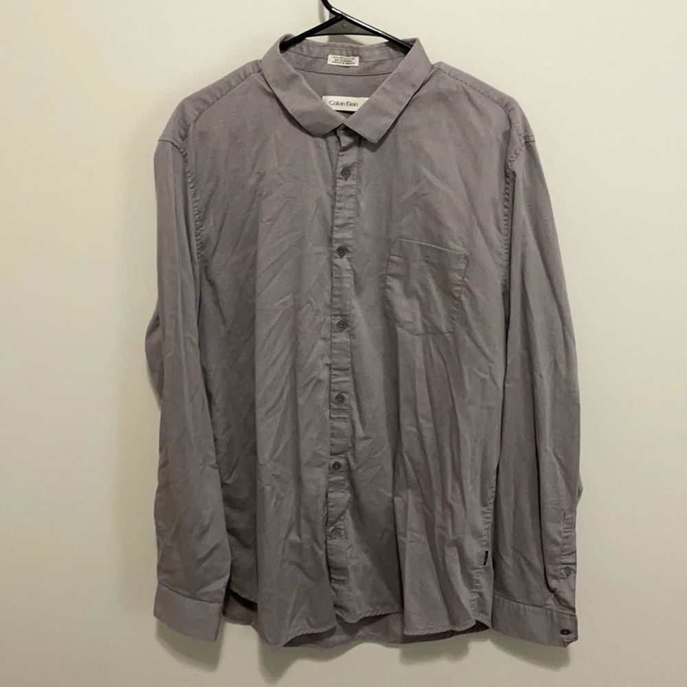 Calvin Klein gray dress shirt!! Button down, great condition!! ✨✨✨